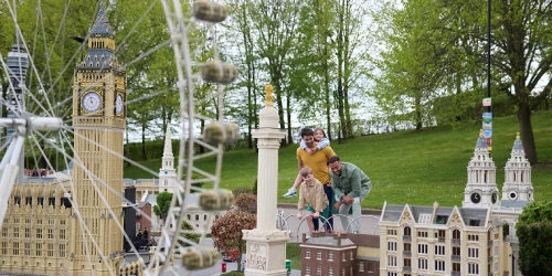 Children enjoying a ride at LEGOLAND Windsor Resort