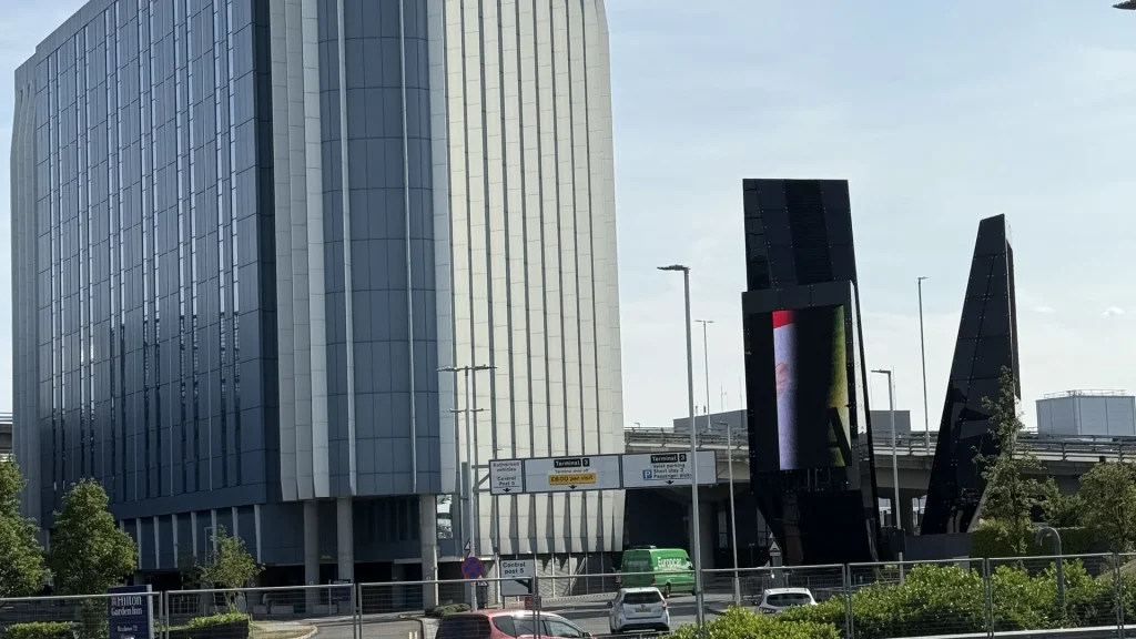 Hilton Garden Inn London Heathrow T2/T3 hotel building exterior