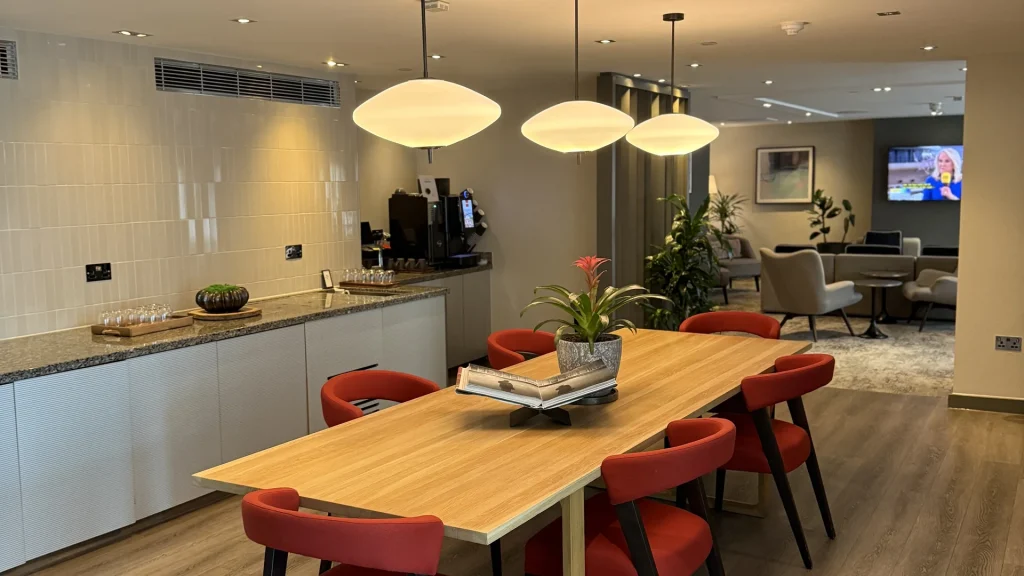Hilton London Heathrow Terminal 4 hotel restaurant