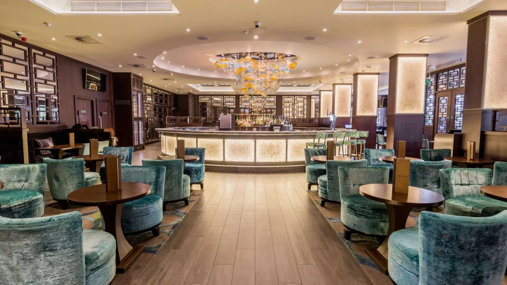 Radisson Blu Edwardian London Heathrow Skyway Brasserie restaurant
